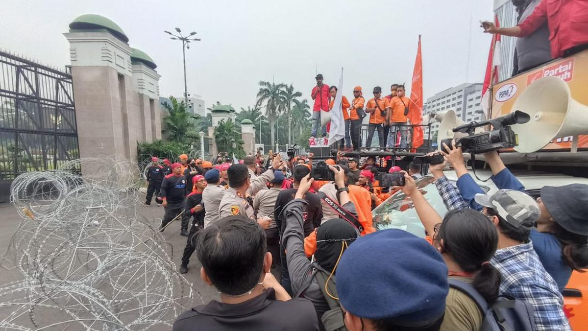 Demo Buruh DPR